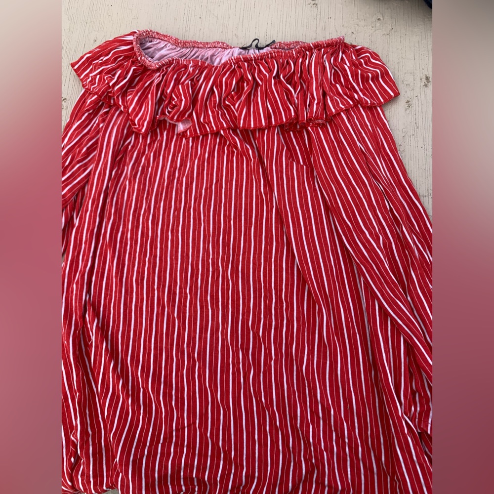 Off the shoulder long sleeve